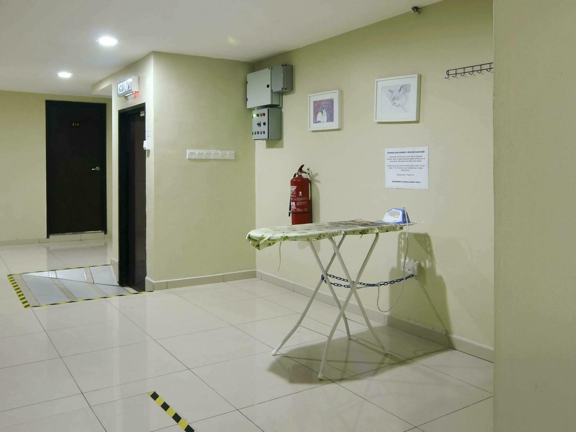 Bangi Gateway Hotel Εξωτερικό φωτογραφία